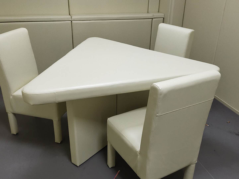 犯人審訊椅在審訊案件中的地位體現在哪